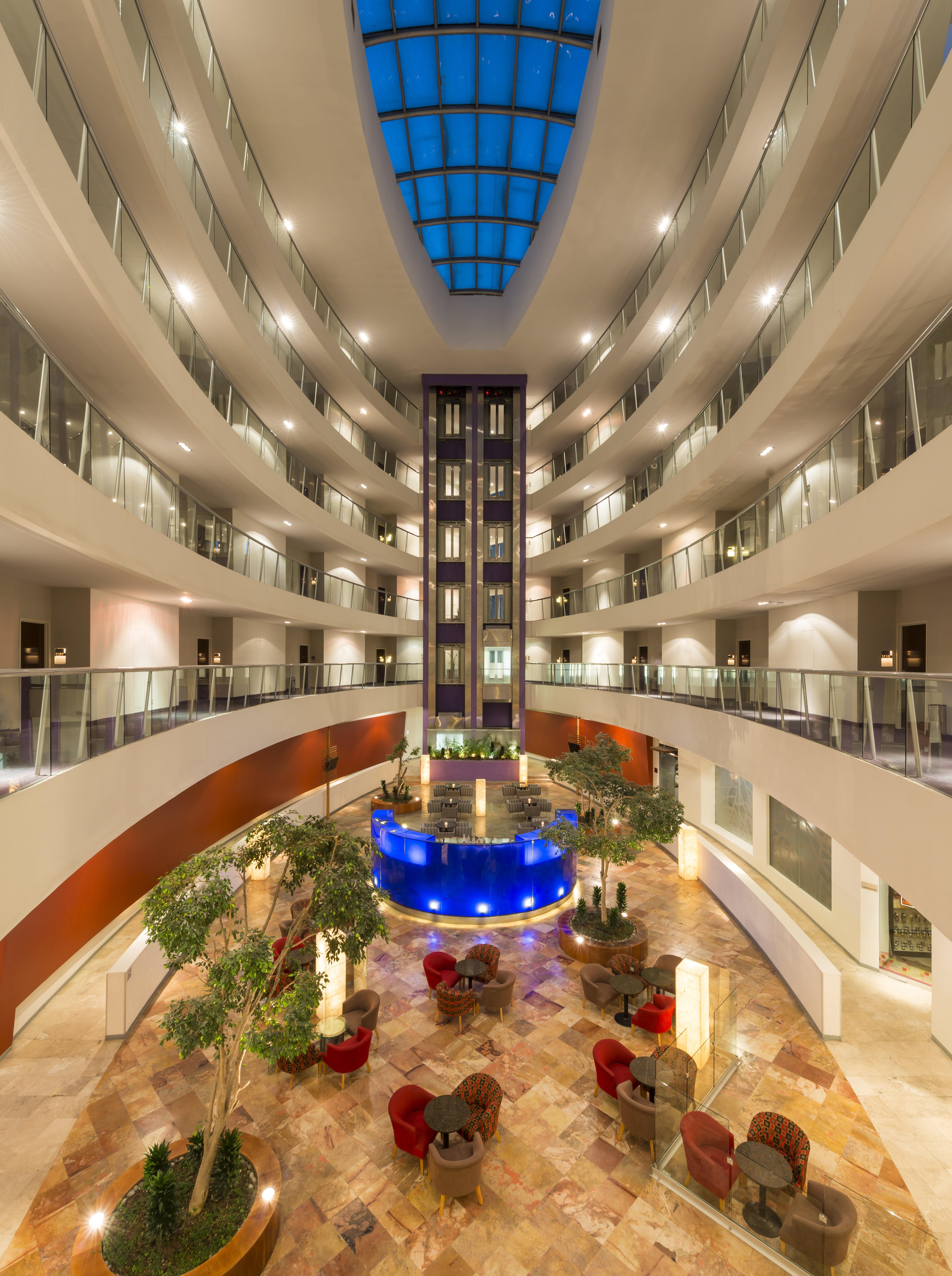 Camino Real Pachuca Hotel Exterior photo The interior of the hotel
