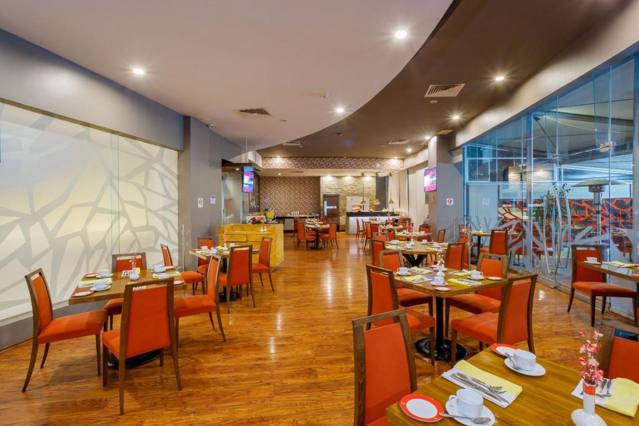 Camino Real Pachuca Hotel Exterior photo The restaurant
